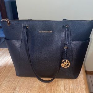 Michael Kors Tote
